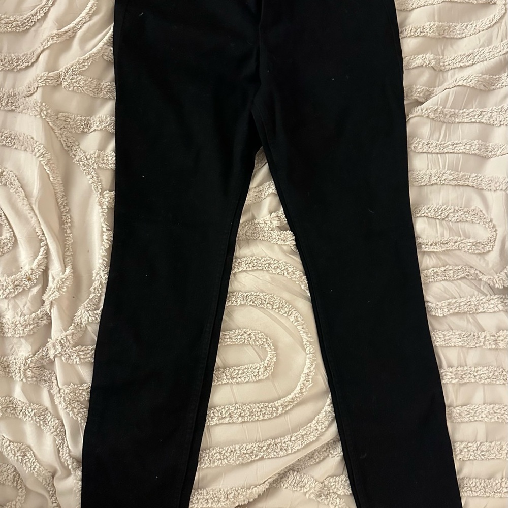 *NEW* with tags!! Women’s Black Hollister High Rise Skinny Jeans